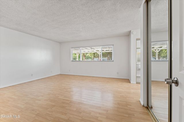 2701 W Avenue K1, Lancaster, CA 93536