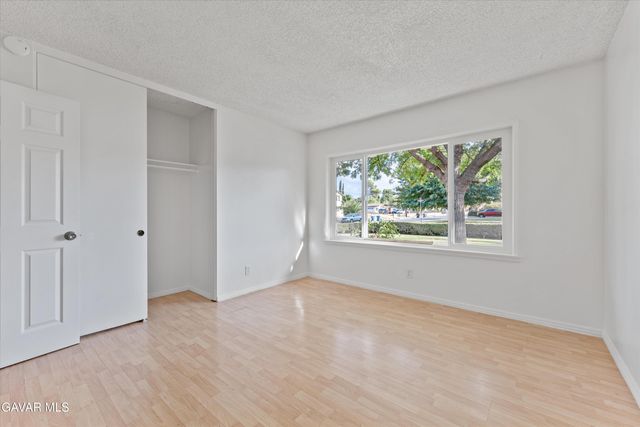 2701 W Avenue K1, Lancaster, CA 93536