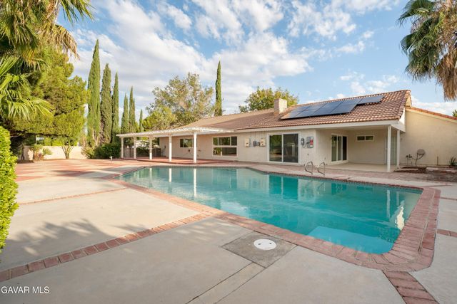 2701 W Avenue K1, Lancaster, CA 93536