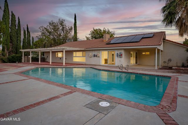 2701 W Avenue K1, Lancaster, CA 93536