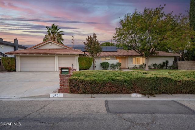 2701 W Avenue K1, Lancaster, CA 93536