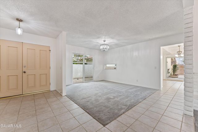 2701 W Avenue K1, Lancaster, CA 93536