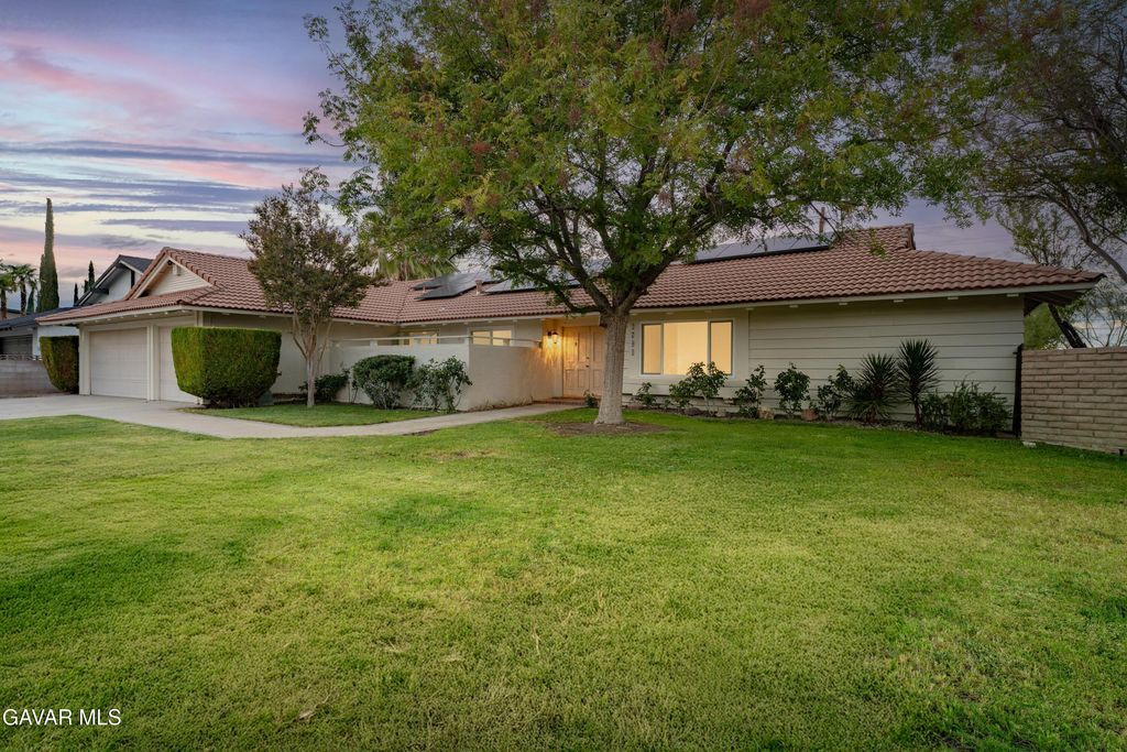 2701 W Avenue K1, Lancaster, CA 93536