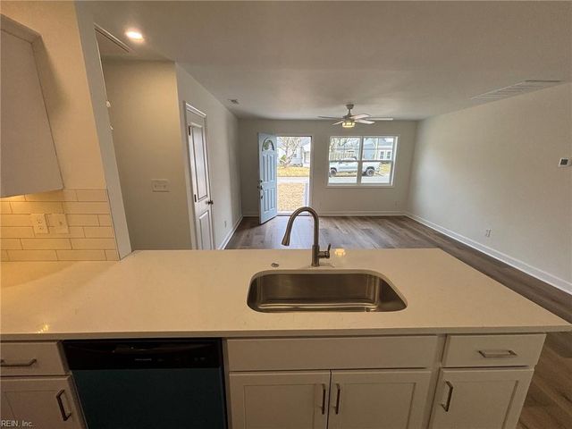 400 Sharp ST, Virginia Beach, VA 23452