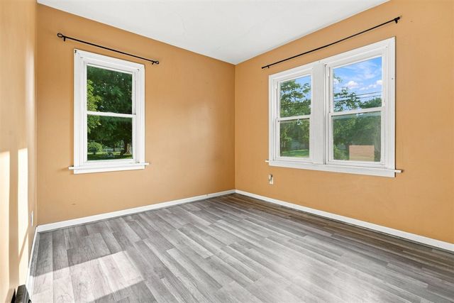 136 E Ave, Battle Creek, MI 49017