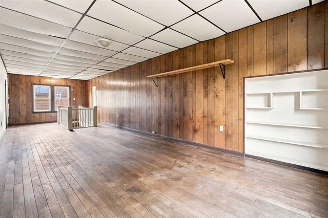 136 E Ave, Battle Creek, MI 49017