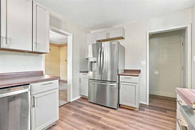 136 E Ave, Battle Creek, MI 49017