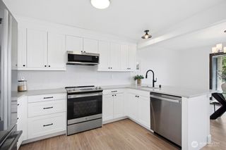 1706 NE 179th #C102, Shoreline, WA 98155