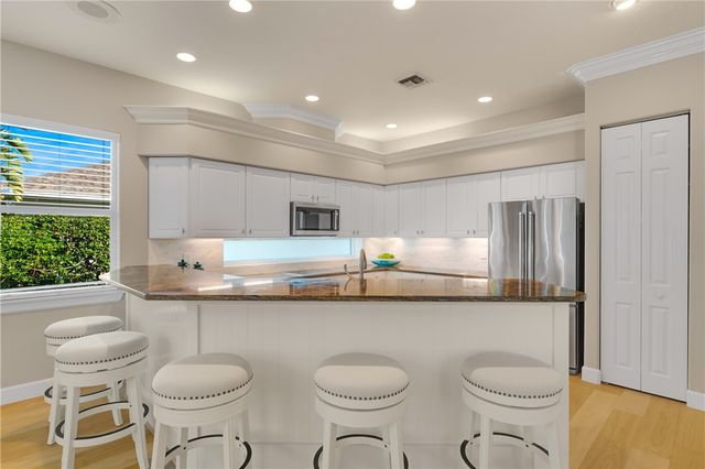 2120 Oyster Bay Drive, Vero Beach, FL 32963