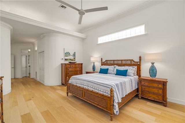 2120 Oyster Bay Drive, Vero Beach, FL 32963