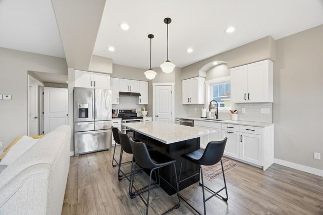 4931 38th Avenue S, Fargo, ND 58104