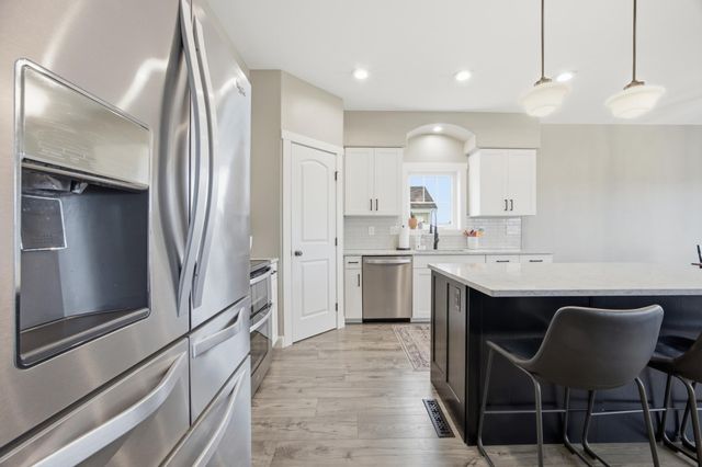 4931 38th Avenue S, Fargo, ND 58104