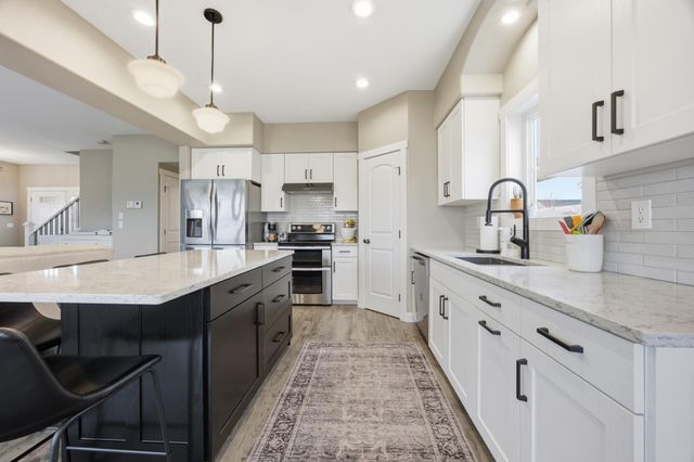 4931 38th Avenue S, Fargo, ND 58104