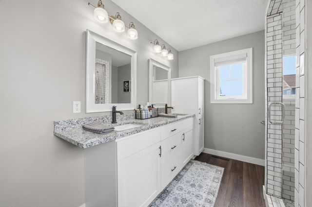 4931 38th Avenue S, Fargo, ND 58104