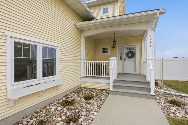 4931 38th Avenue S, Fargo, ND 58104