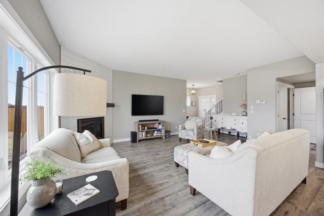 4931 38th Avenue S, Fargo, ND 58104