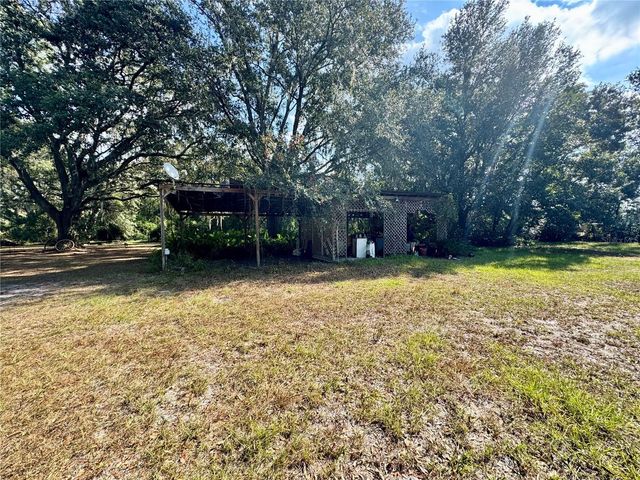 4702 STRAUSS ROAD, Plant City, FL 33565