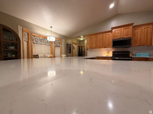 2463 S 660 W, Nibley, UT 84321