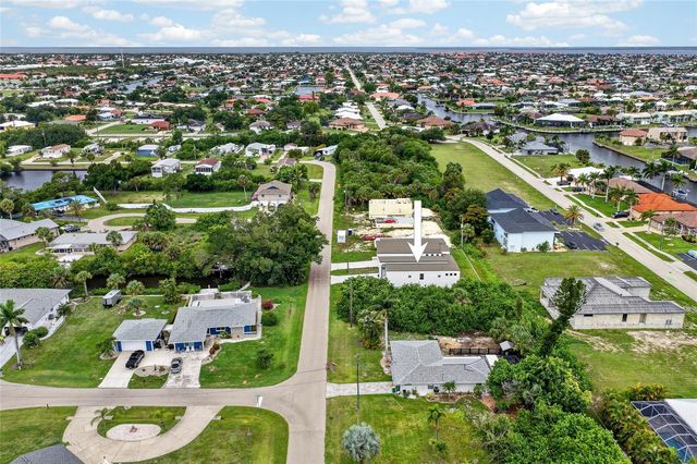 1018 S MARLIN DRIVE, Punta Gorda, FL 33950