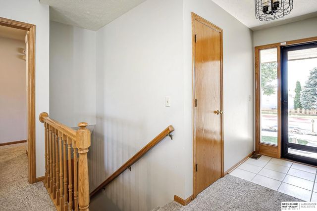 15512 Corby Street, Omaha, NE 68116