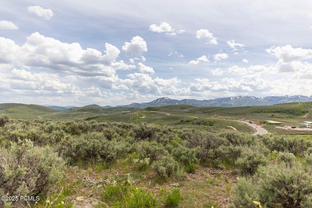 5744 Golf Club Link, Park City, UT 84098