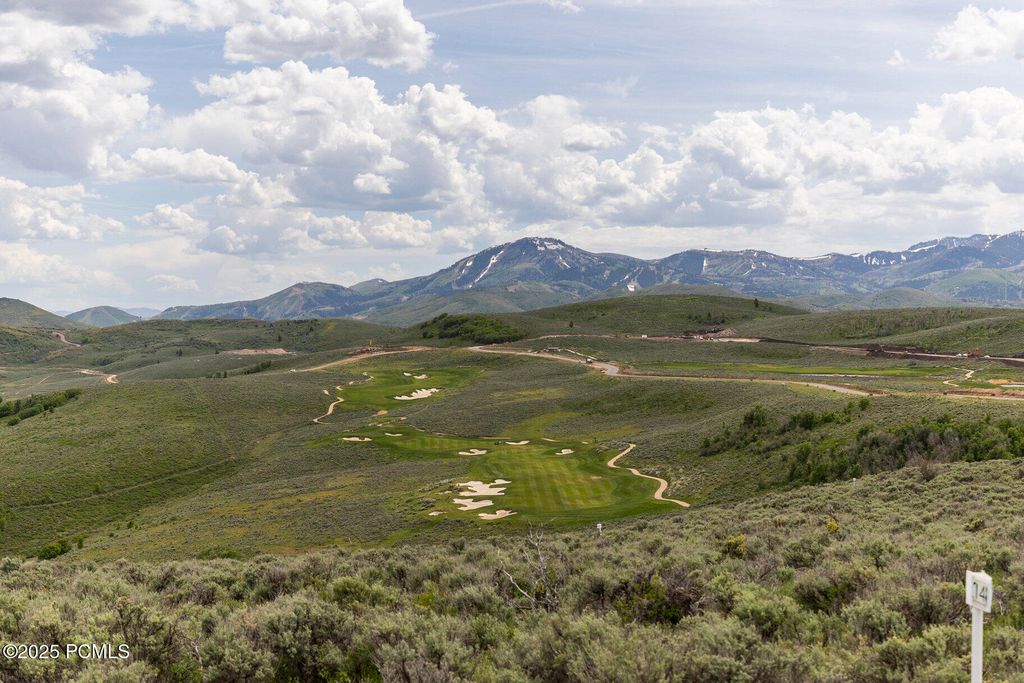 5744 Golf Club Link, Park City, UT 84098