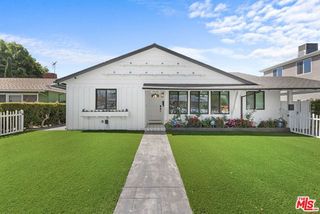 14642 Runnymede Street, Van Nuys (los Angeles), CA 91405
