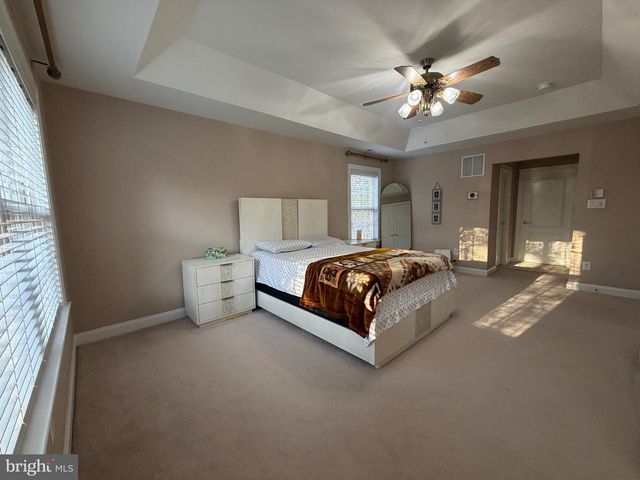 20 RICHLAND DR, Mount Laurel, NJ 08054