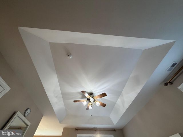 20 RICHLAND DR, Mount Laurel, NJ 08054