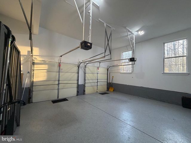 20 RICHLAND DR, Mount Laurel, NJ 08054