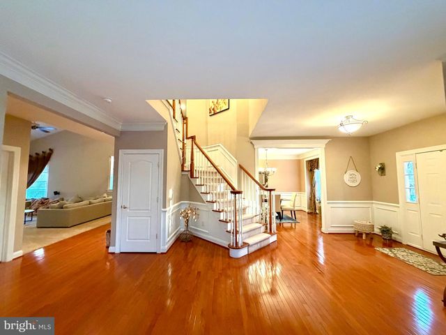 20 RICHLAND DR, Mount Laurel, NJ 08054