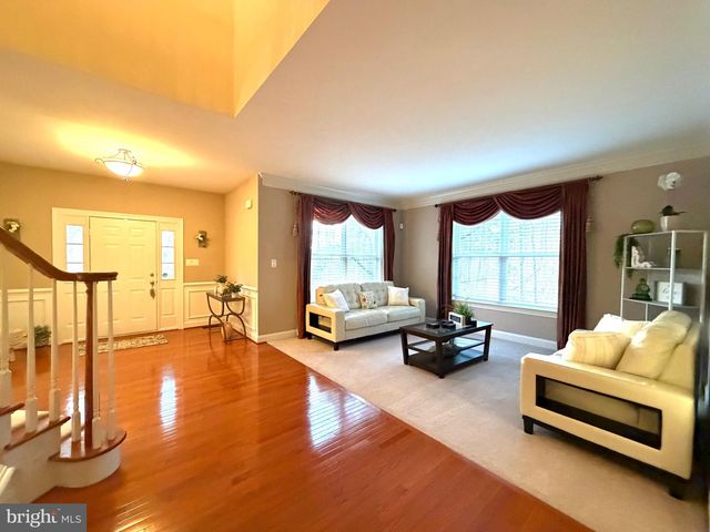20 RICHLAND DR, Mount Laurel, NJ 08054