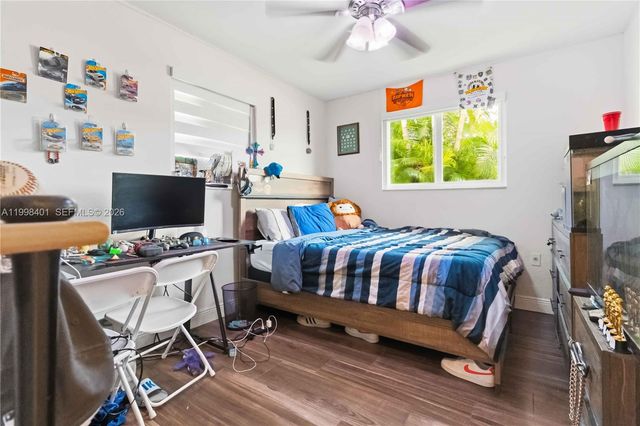 19911 SW 84th Ave, Cutler Bay, FL 33189