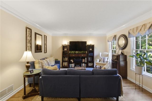 5321 Lanford Springs Court SW, Lilburn, GA 30047