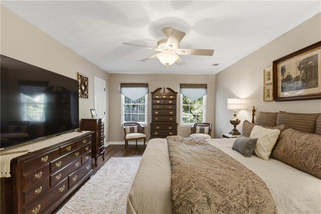 5321 Lanford Springs Court SW, Lilburn, GA 30047