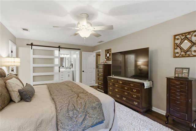 5321 Lanford Springs Court SW, Lilburn, GA 30047