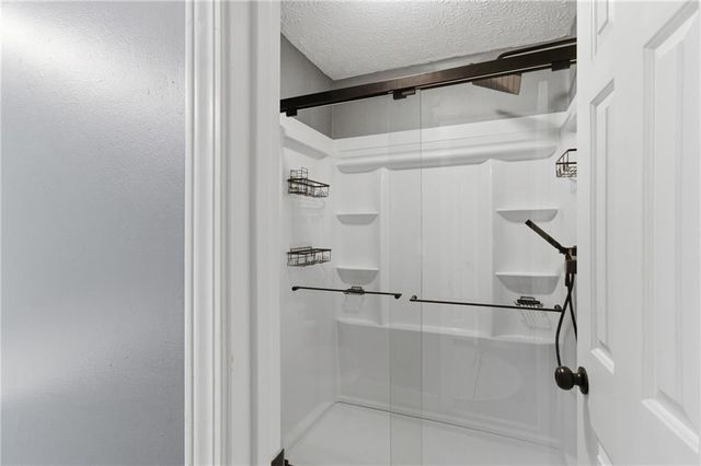 5321 Lanford Springs Court SW, Lilburn, GA 30047