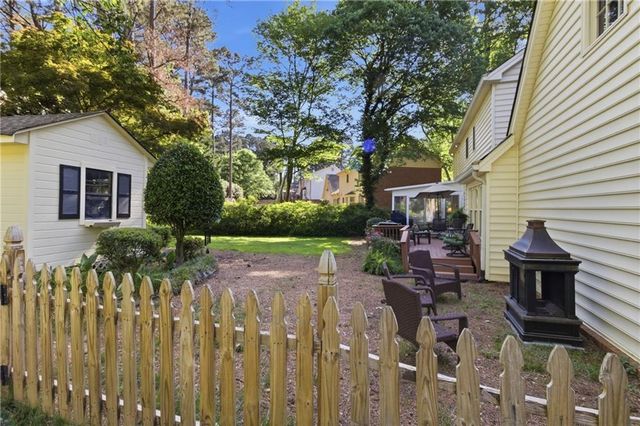 5321 Lanford Springs Court SW, Lilburn, GA 30047