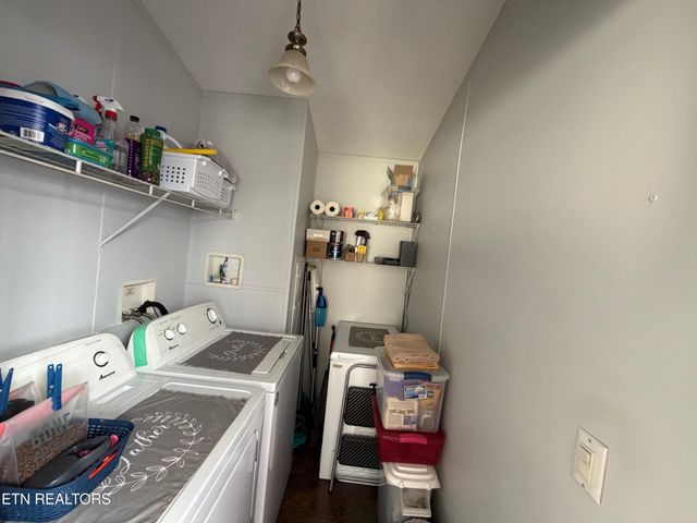 6998 Plateau Rd, Crossville, TN 38571