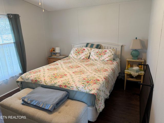 6998 Plateau Rd, Crossville, TN 38571