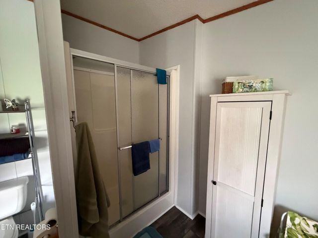 6998 Plateau Rd, Crossville, TN 38571