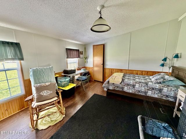 6998 Plateau Rd, Crossville, TN 38571