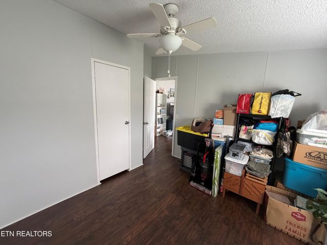 6998 Plateau Rd, Crossville, TN 38571