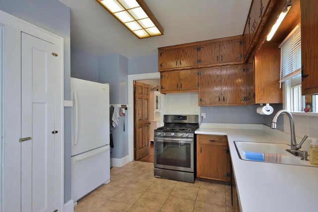 2024 Quincy AVENUE, Racine, WI 53403