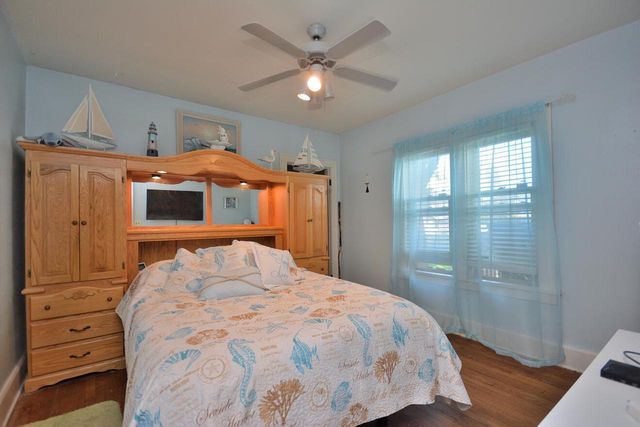 2024 Quincy AVENUE, Racine, WI 53403
