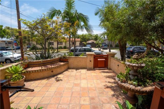 4231 E 8th, Long Beach, CA 90804