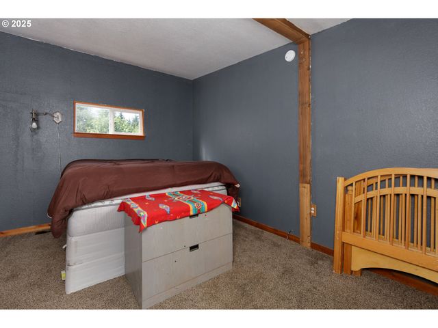 72 BRUNNING Rd, Stevenson, WA 98648