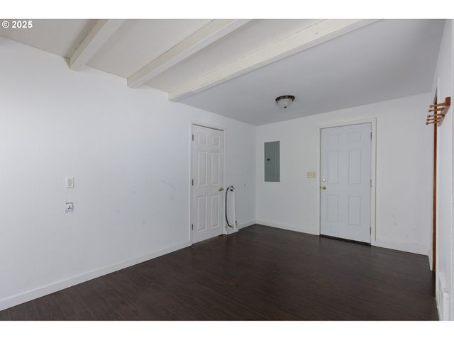 72 BRUNNING Rd, Stevenson, WA 98648