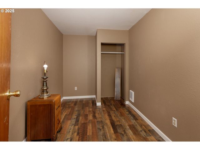 72 BRUNNING Rd, Stevenson, WA 98648