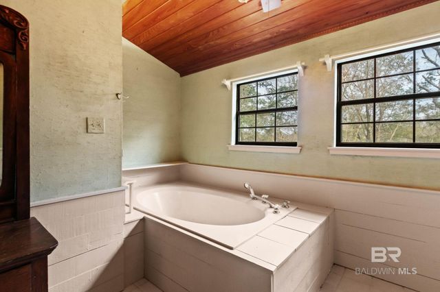 167 Bay View Drive, Daphne, AL 36526